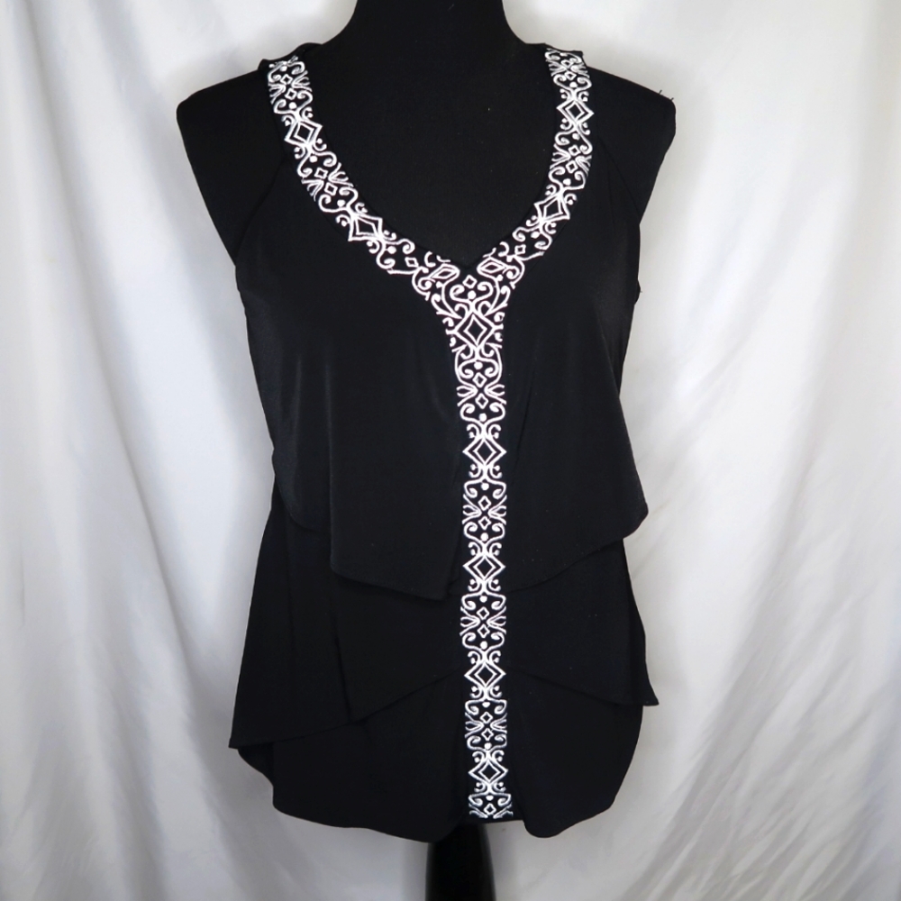 White House Black Market Top